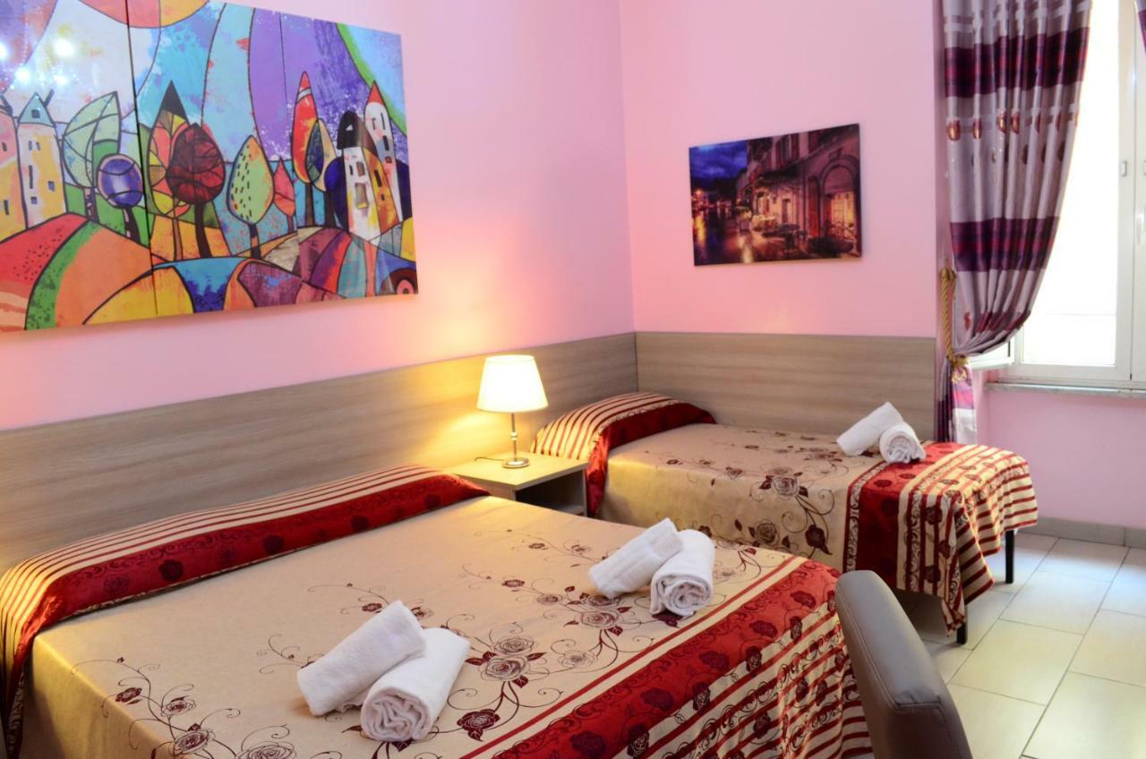 Отель Roma Castle Termini Экстерьер фото